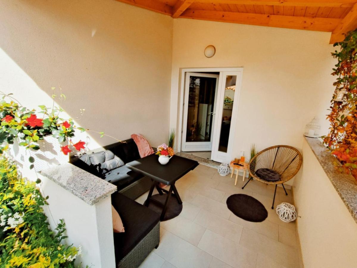 Apartments Alisa Бродарика Екстериор снимка
