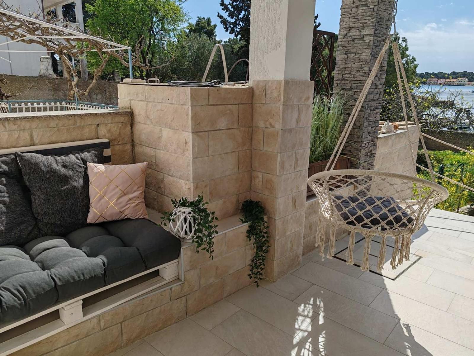 Apartments Alisa Бродарика Екстериор снимка