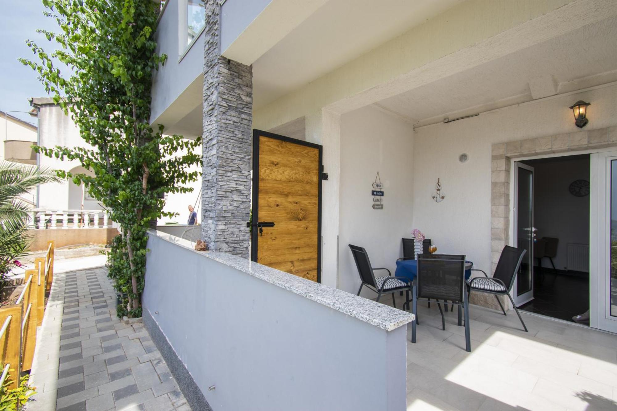 Apartments Alisa Бродарика Стая снимка