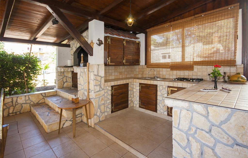 Apartments Alisa Бродарика Екстериор снимка